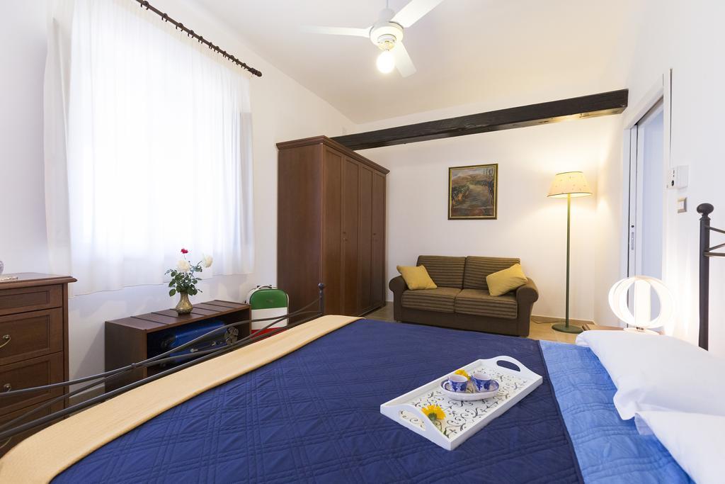 Orange Park - Agriturismo Villa Мистербианко Екстериор снимка