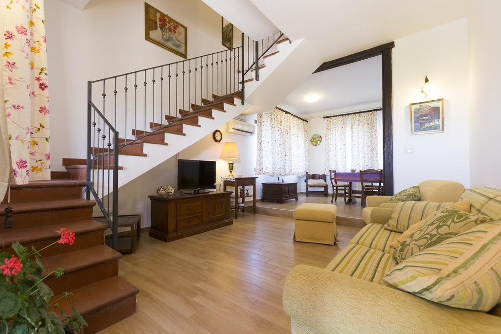 Orange Park - Agriturismo Villa Мистербианко Екстериор снимка