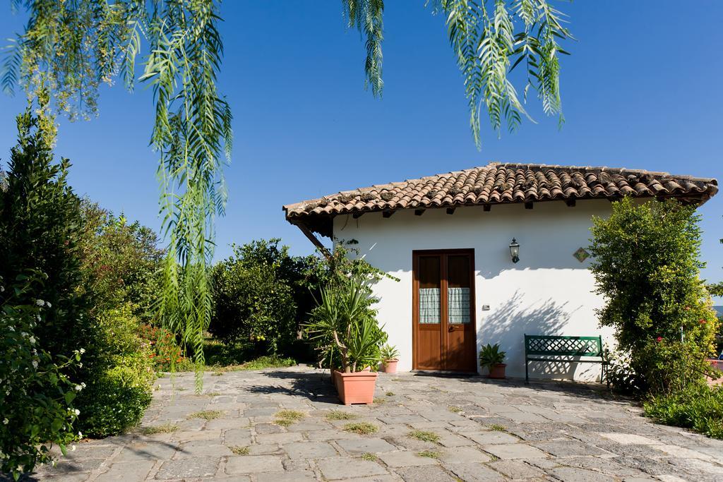 Orange Park - Agriturismo Villa Мистербианко Екстериор снимка