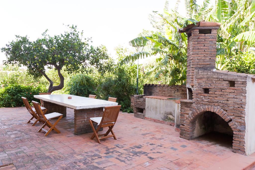 Orange Park - Agriturismo Villa Мистербианко Екстериор снимка